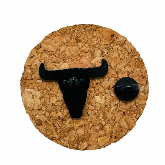 ✨Texas Cow Skull Longhorn Western Antlers Enamel Pin-Cow Skull Gift Lapel Brooch - Picture 3 of 4
